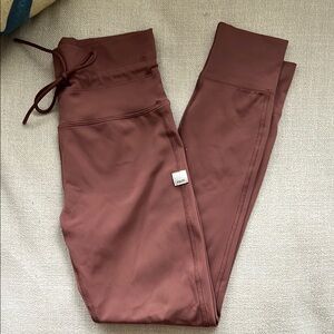 Vuori Daily Leggings - Hazelnut